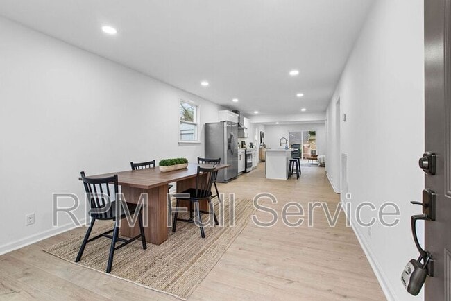 Photo - 1025 42nd Ave N