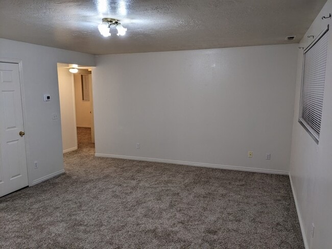 352 N 600 W St Unit 1