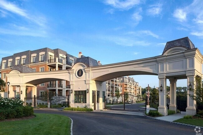Building Photo - 1000 Royal Ct Unit 1201 Rental