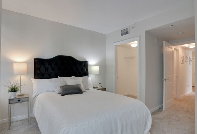 Photo - 819 Virginia St Unit 2007