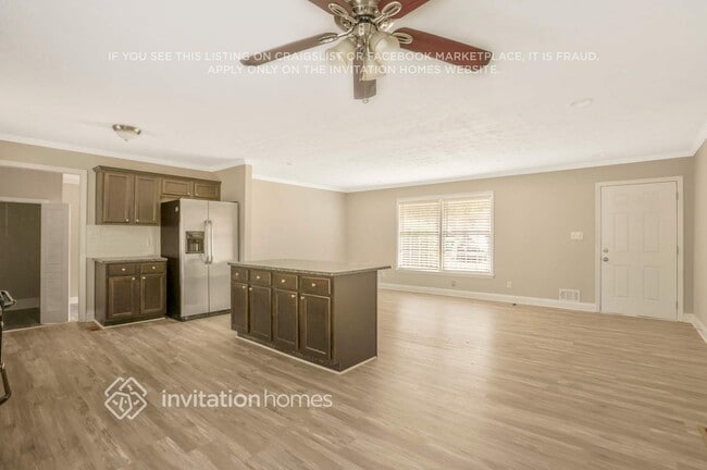 Photo - 3245 Tulip Dr