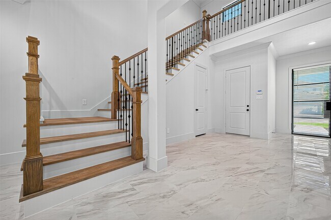 Photo - 2427 Camden Creek Ln