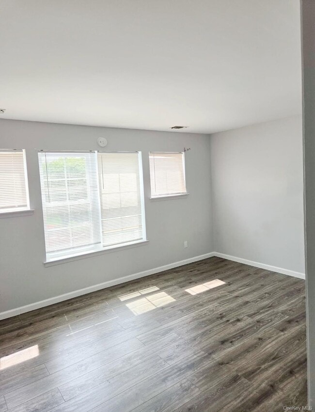 41 Maple Wing Blvd