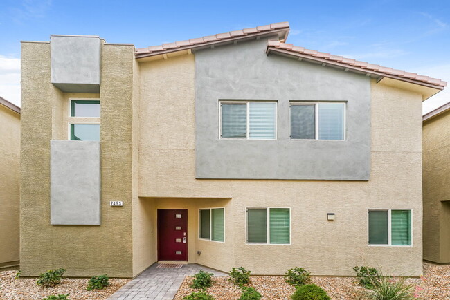 Building Photo - 7453 Garnet Moon St