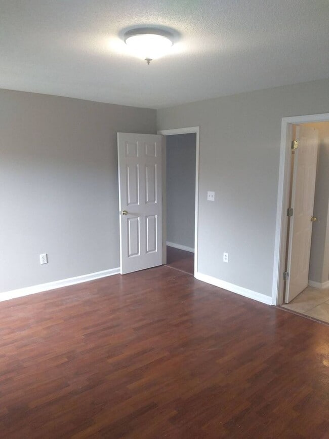 Photo - 4 Success is now offering this spacious 3 ...