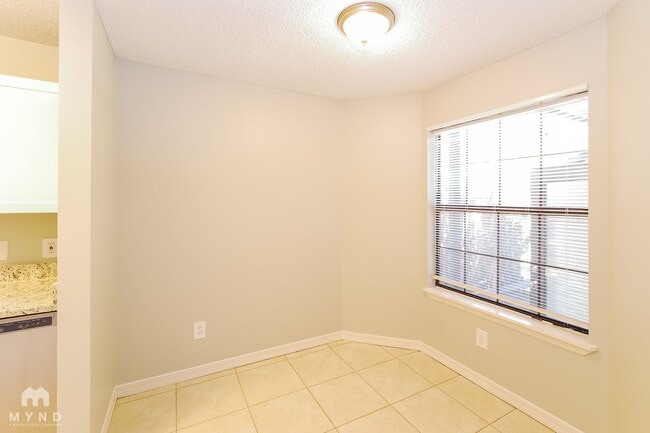 Photo - 209 Gerona Rd