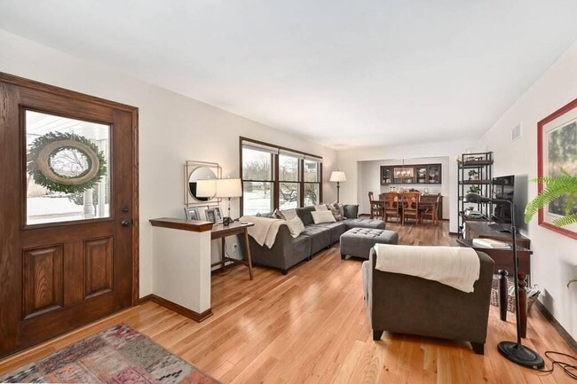 Photo - 3545 N Brookfield Rd
