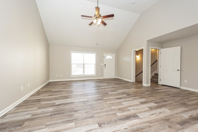 Photo - 2920 Bragg Ct