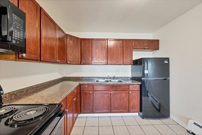Del Mar Garden Apartments