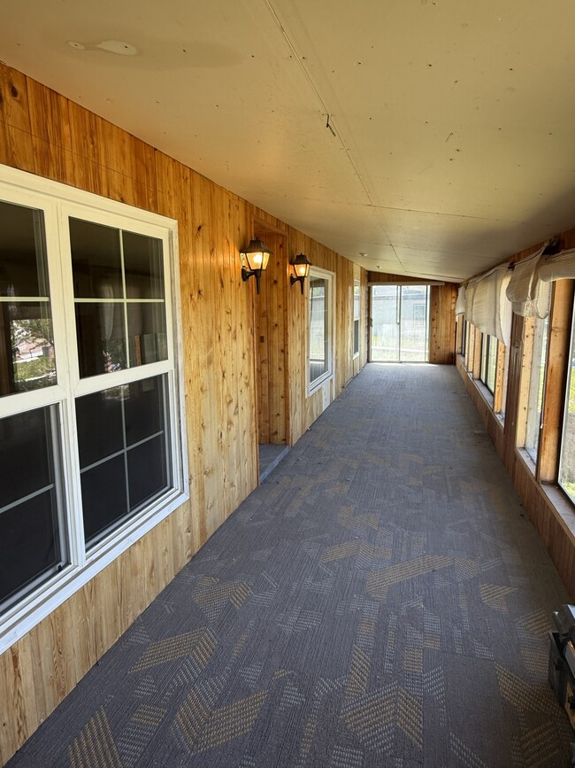 Sunroom - 256 Hidden Valley Rd