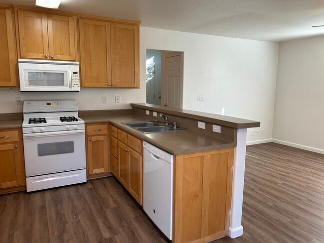 Photo - 582 Morgan Dr Unidad 1