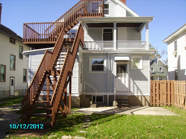 Photo - 3922 S Madison Ave Unidad 1