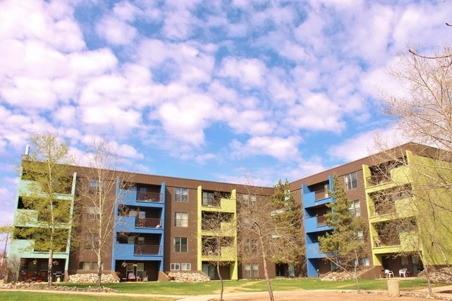 Building Photo - Windsor Place