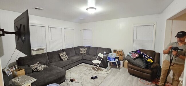 Building Photo - 157 N 15th St Unit 2 Rental
