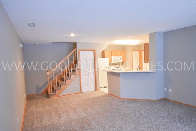 Photo - Beautiful 2 bedroom, 2 bath Town house in West Des Moines