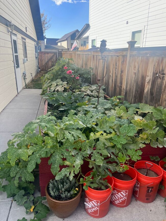 Photo - 1766 Buckrake Ave