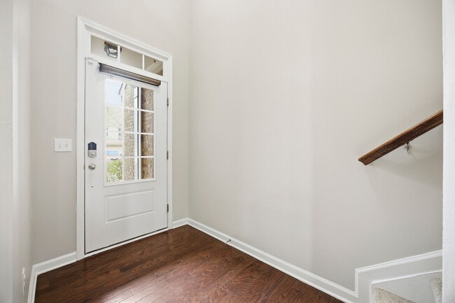 Photo - 7275 Heritage Oak Ct