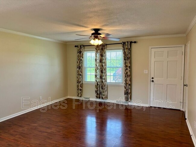 Photo - 383 N Washington St