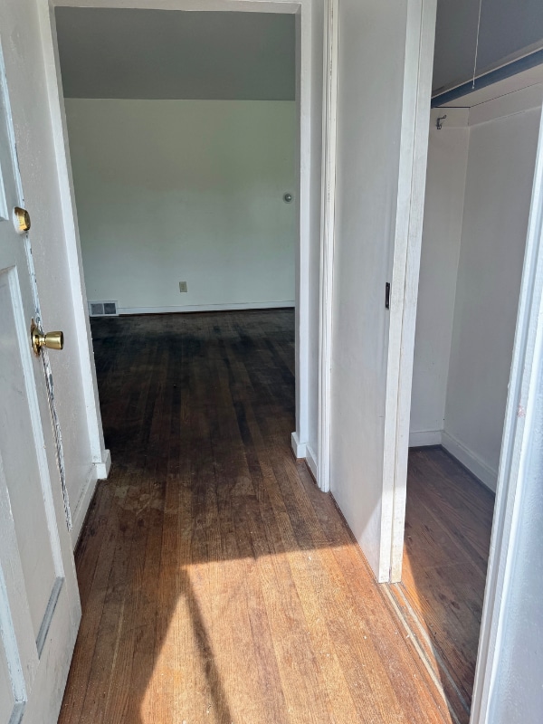 Photo - 104 Warnock Rd