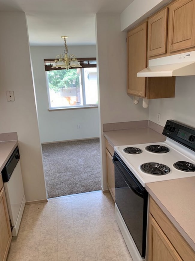 Photo - 321-R Street SE Unit A