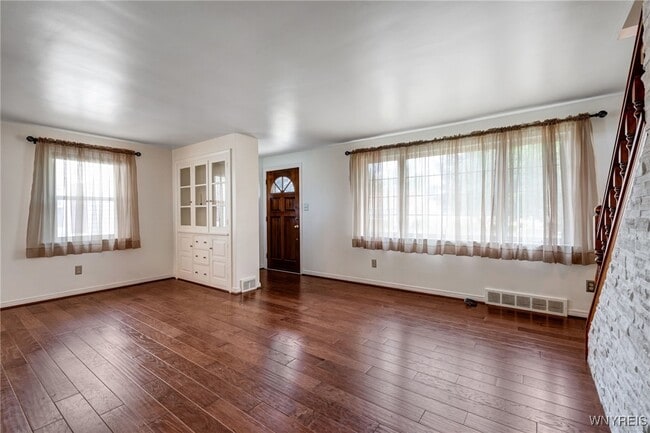 Building Photo - 150 Walter Ave Rental