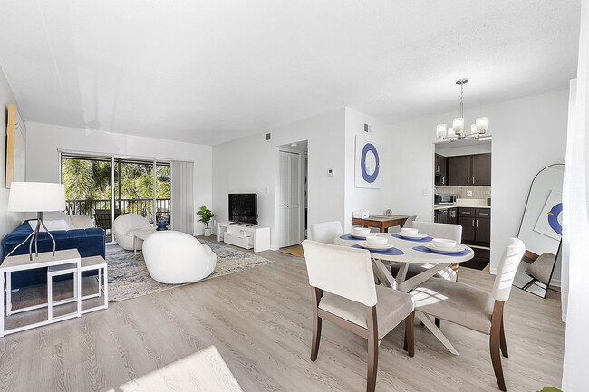 Building Photo - Waterford Bay Rental