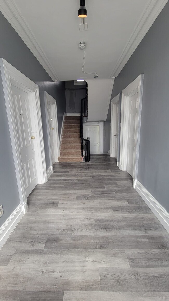 Photo - 1530 Pennington Rd Unit A