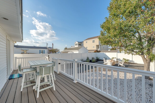 Photo - 216 Sunray Rd