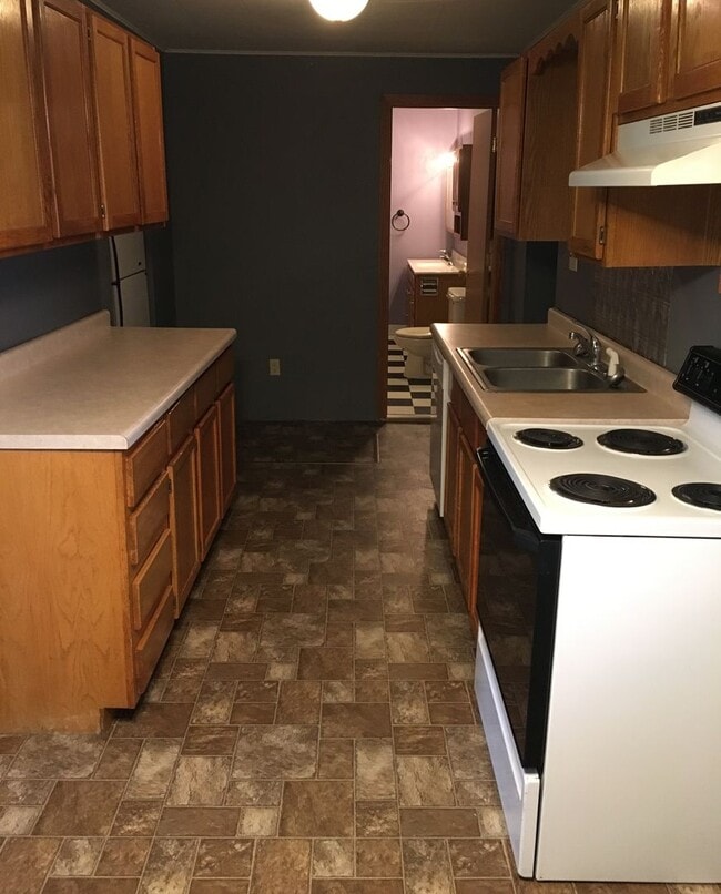 Photo - 3 Bed 1 Bath with Double Stall Garage