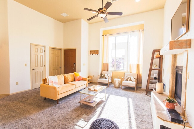 Building Photo - 1932 Sonoma Ranch Blvd