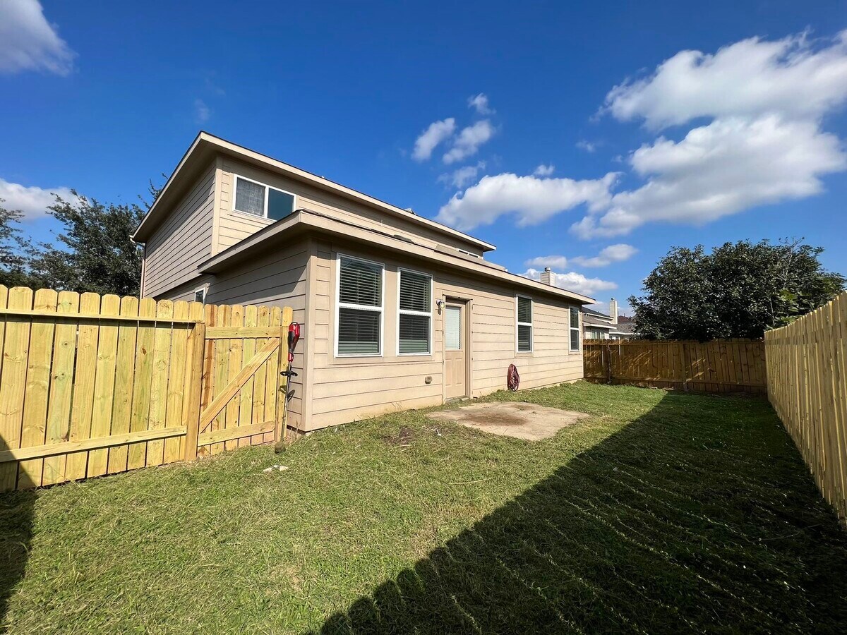 Photo - 19543 Otter Trail Ct