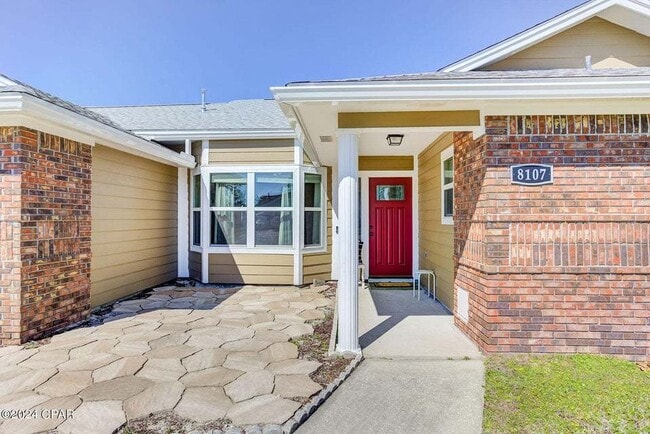 Photo - ** Brick Home in great neighborhood close to TAFB