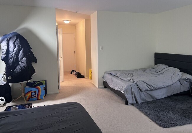 Photo - 777 N Michigan Ave Unidad 2405