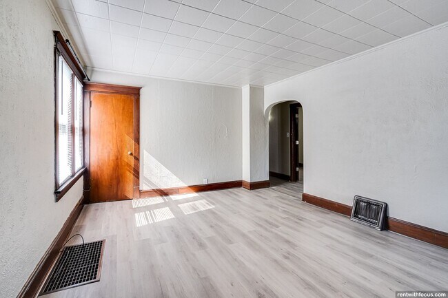 Photo - 1901 S Jefferson St Unidad 1901