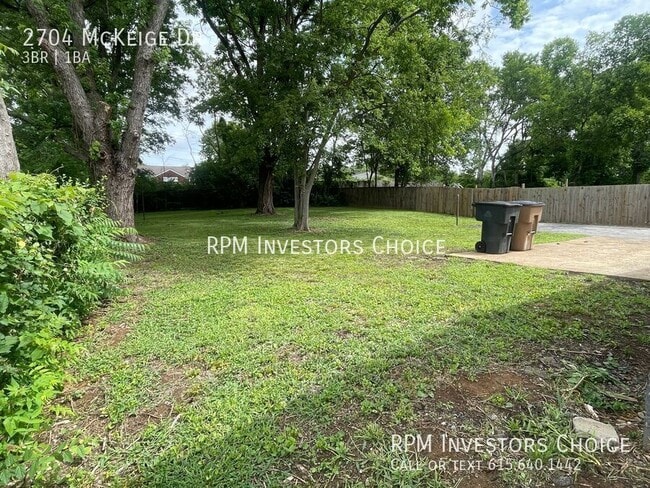 Photo - 2704 Mckeige Ct