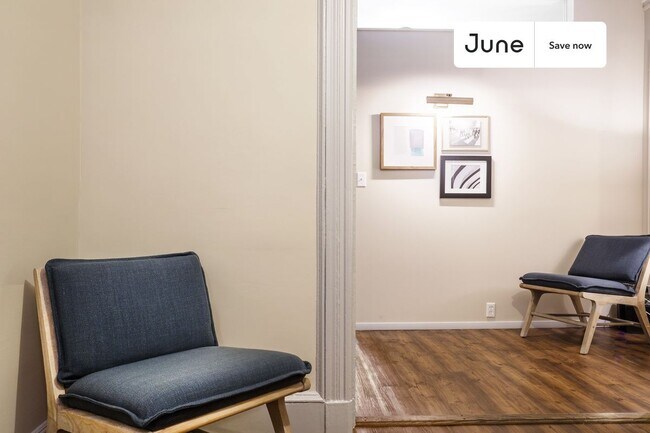 Photo - 336 W 47th St