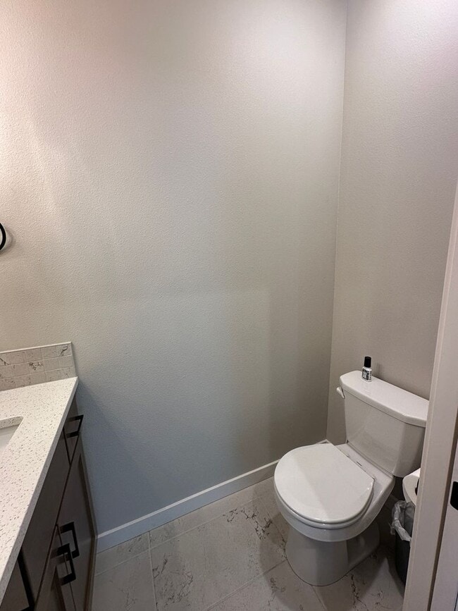 Photo - 1417 W Lakeside Dr