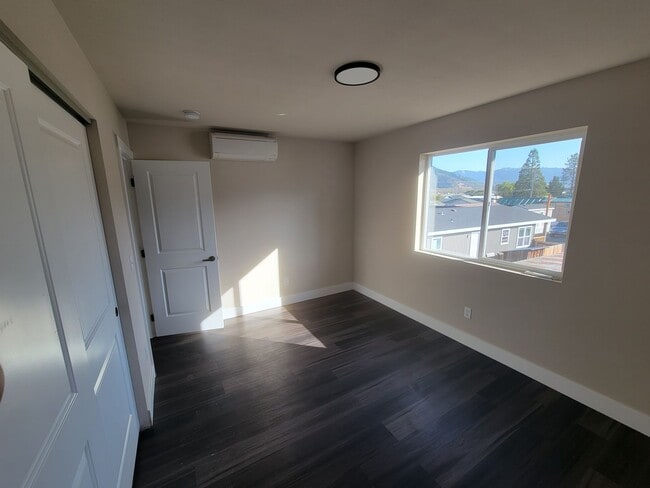 Photo - Modern 3 bedroom townhouse