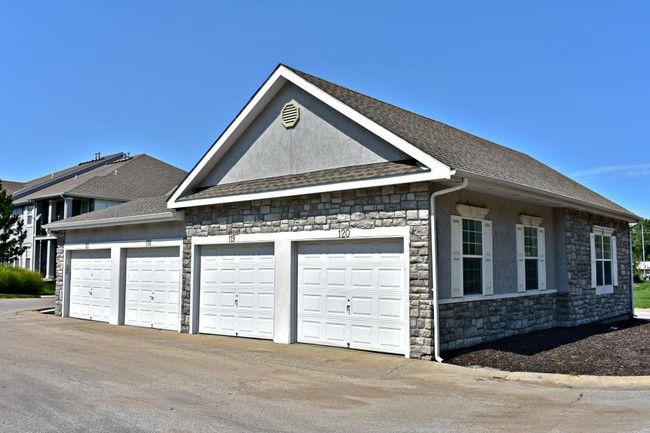 Photo - Crystal Court Apartments