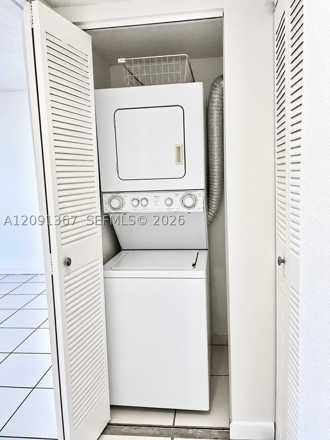 Building Photo - 13255 SW 88th Ln Unit 402-CS
