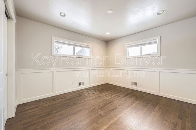 Photo - 10462 Carlile St