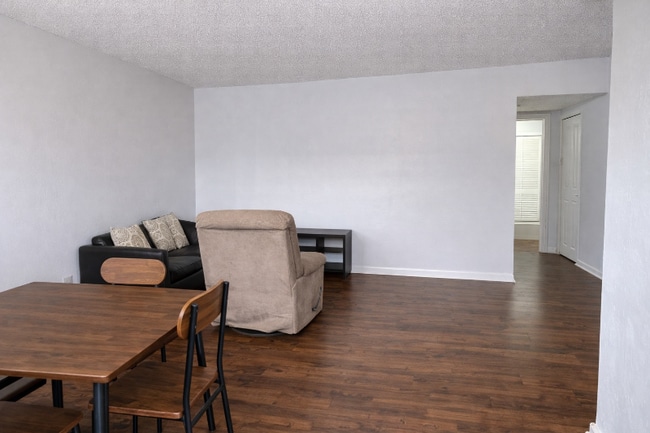 Photo - 5741 SW 36th Ct Unit 207