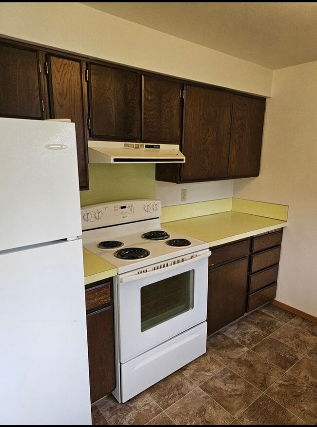 12405 Zeller Rd SE Unit A