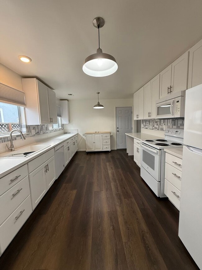 Photo - Beautiful Home in Watsonville - 55+ Community- 50% off 1st months rent!!