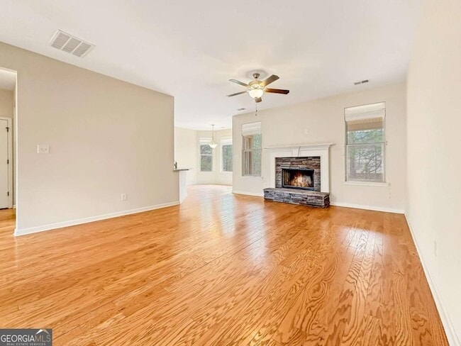 Photo - 263 Forrest Dr