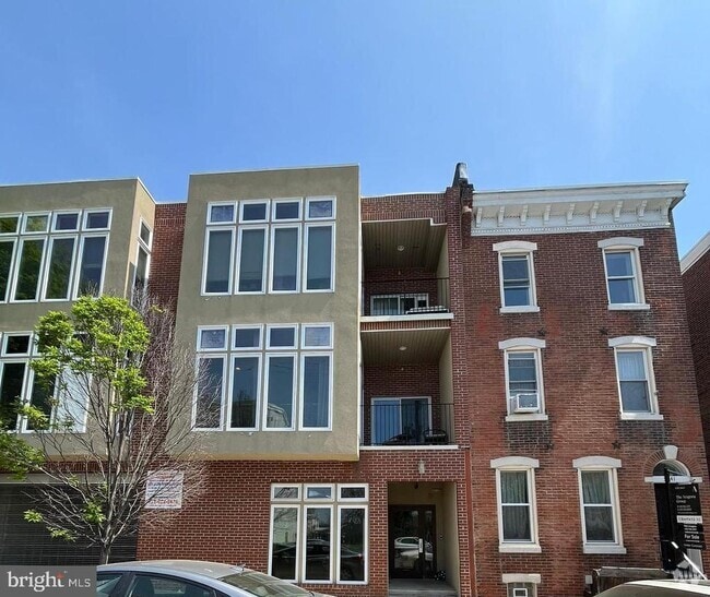 Building Photo - 3343 Conrad St Unit 302 Rental
