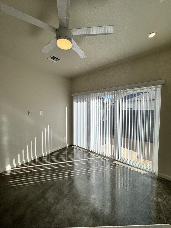 Photo - 1510 W Monroe St