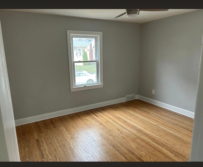 Bed room - 1737 Deerwood Ave Unit Deerwood  1