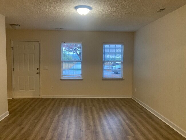 Photo - 300 Burley Dr Unit 8