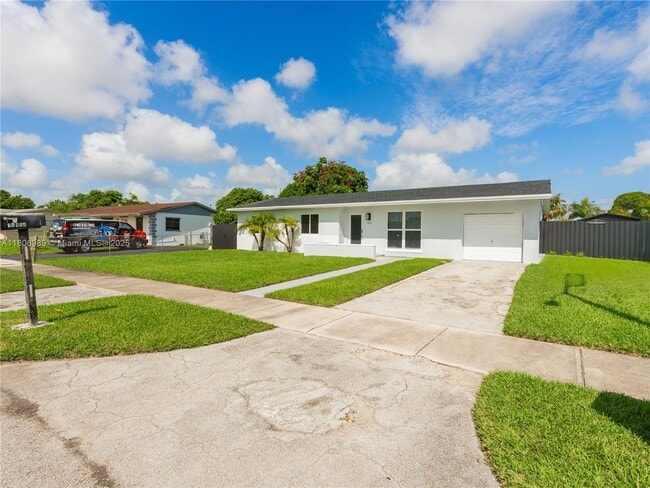 Photo - 14414 SW 105th Ct House